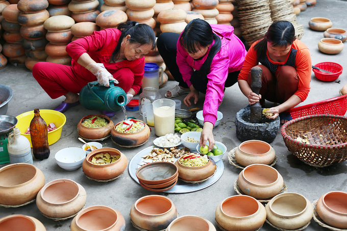 Làng Vũ Đại đỏ lửa kho cá phục vụ dịp Tết